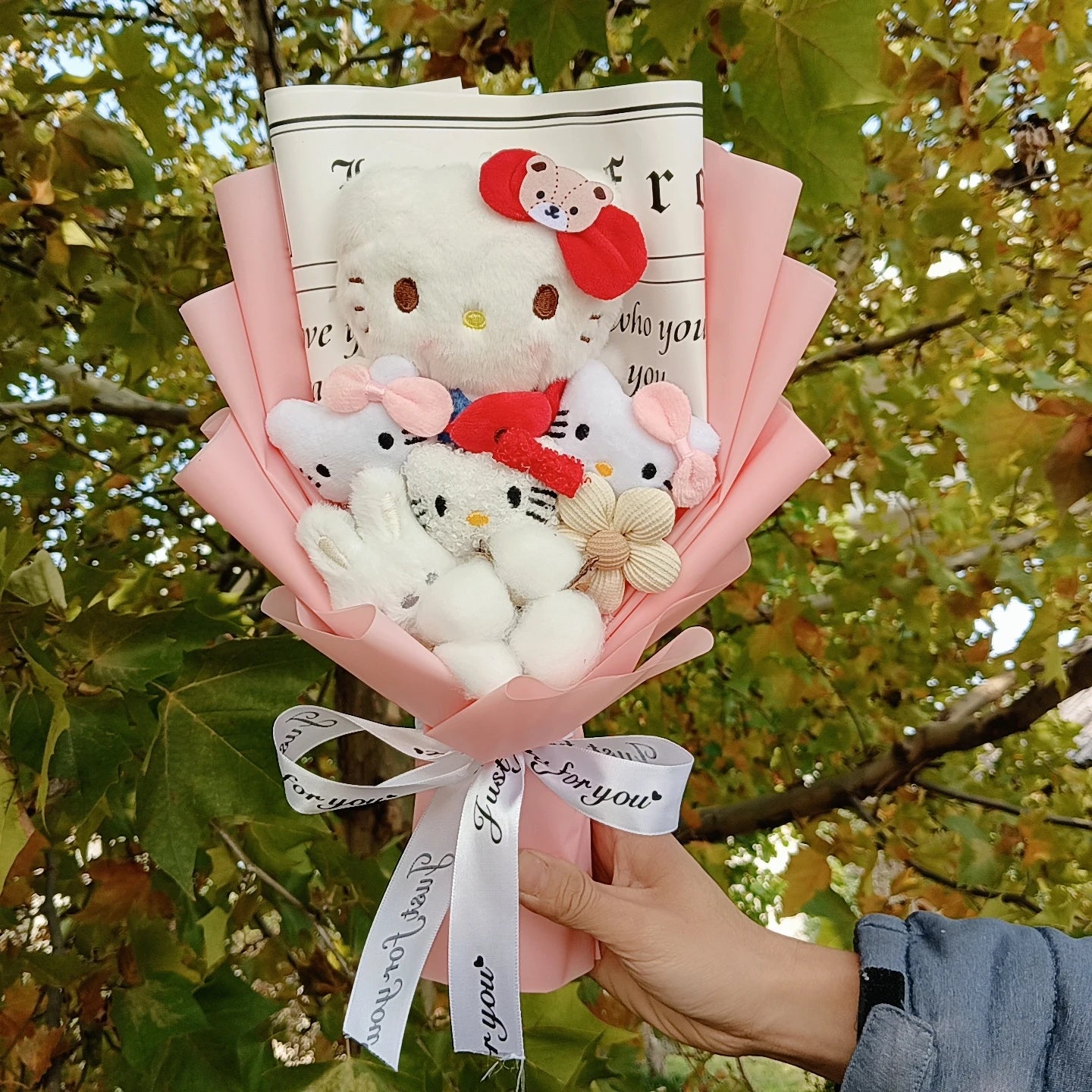 Plush Flower Bouquet with Rose Design